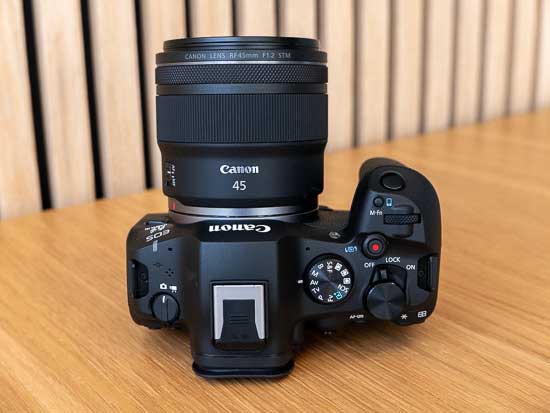 Canon RF 45 mm F1.2 STM